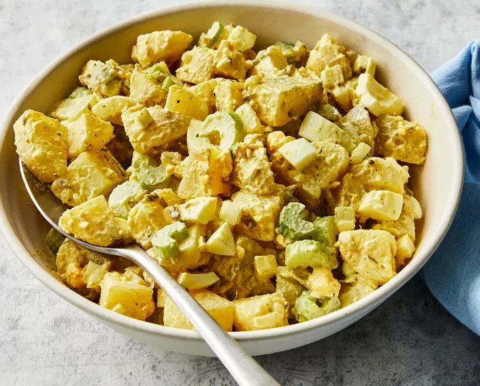 Old-Fashioned Potato Salad