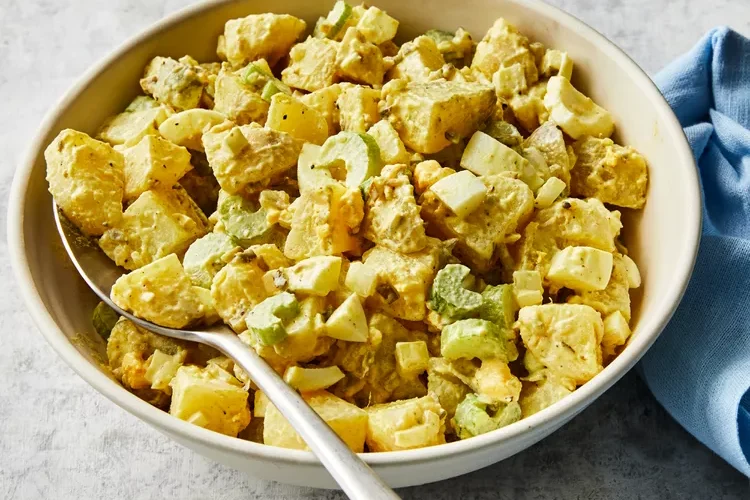 Old-Fashioned Potato Salad