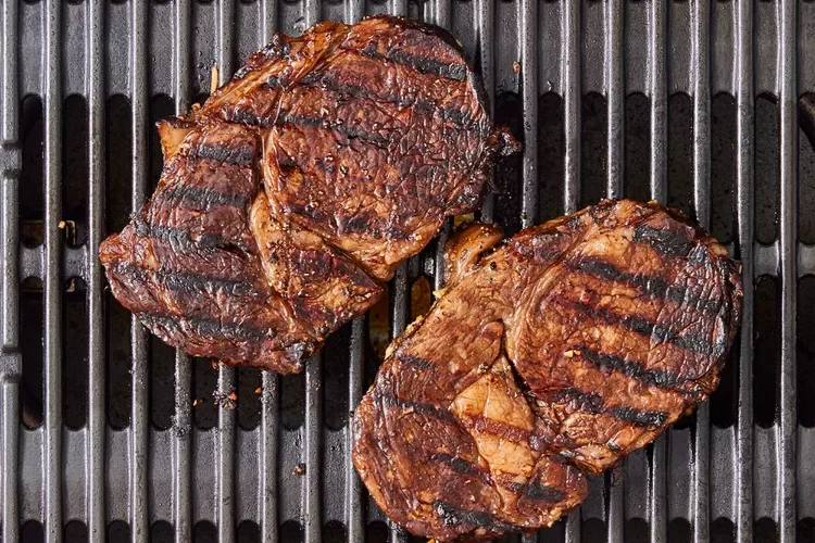 Garlic Marinated Steaks