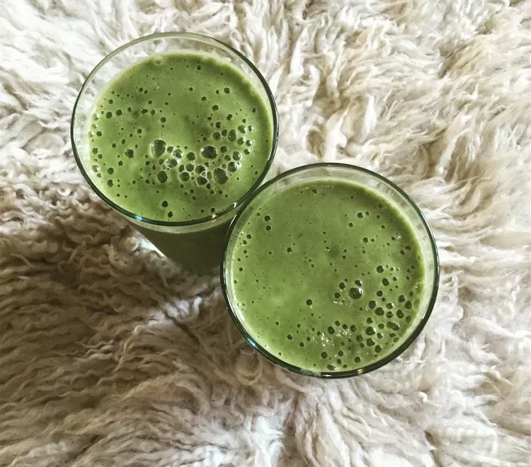 Kale Avocado Smoothie