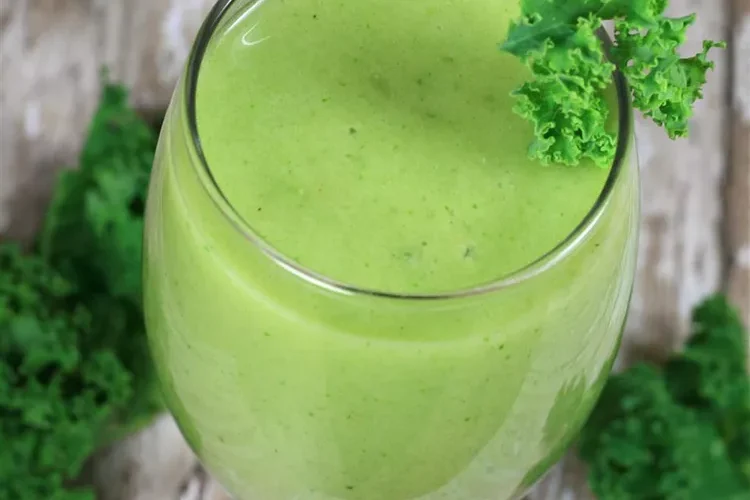 Kale Banana Smoothie