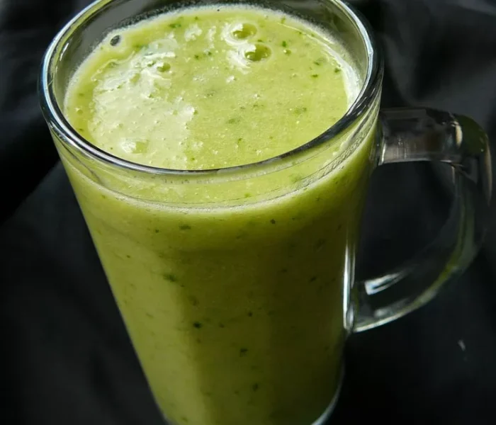 Kale Orange Banana Smoothie