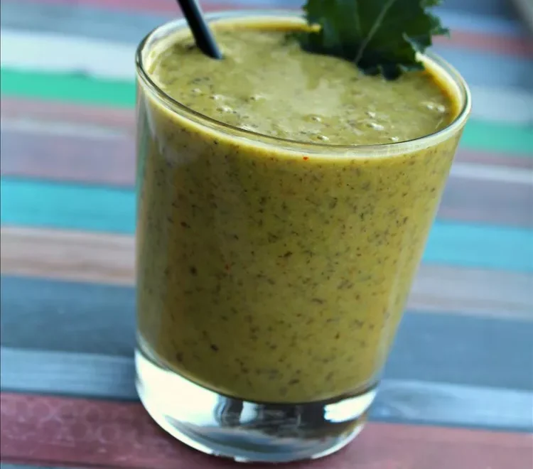 Kale and Turmeric Smoothie