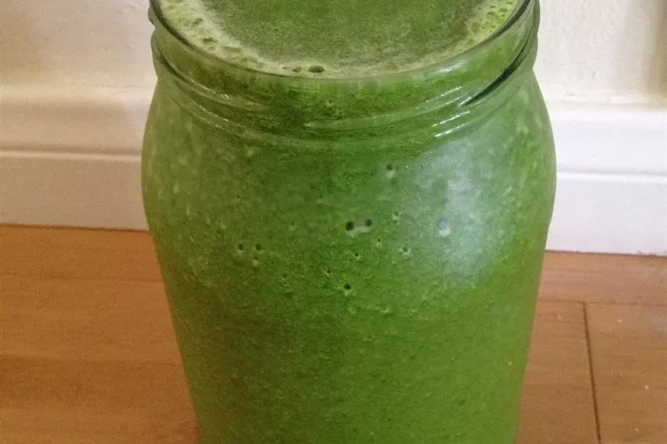 Tropical Smoothie with Kale